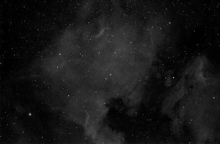 NGC7000, 2015-7-19, 31x300sec, APO65Q, H-alpha 7nm, QHY8.jpg